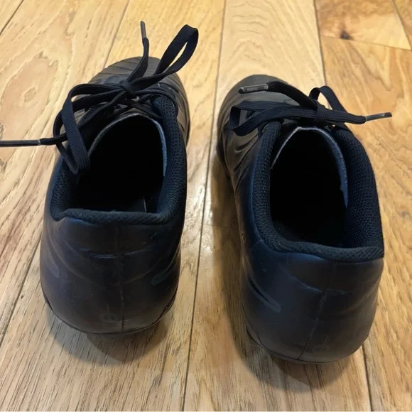 Nike Jr Tiempo Legend 10 Black Soccer Cleats - Picture 5 of 8